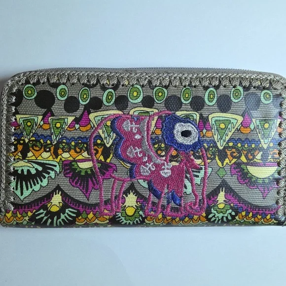 Sakroots Colorful Patterned Elephant Tote Bag with Matching Wallet - Picture 10 of 14